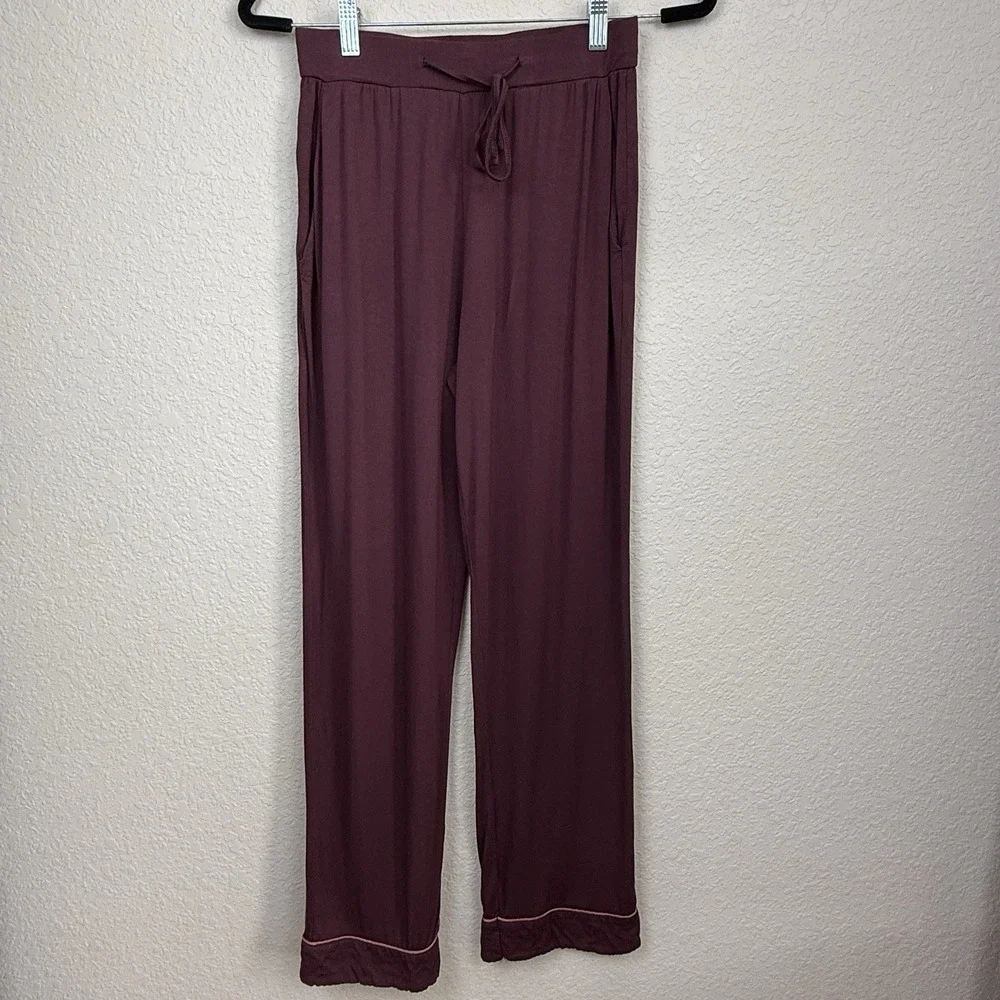 Cozy Earth Womens Bamboo Viscose Pajama Set Maroon Button Front Pockets Soft XS